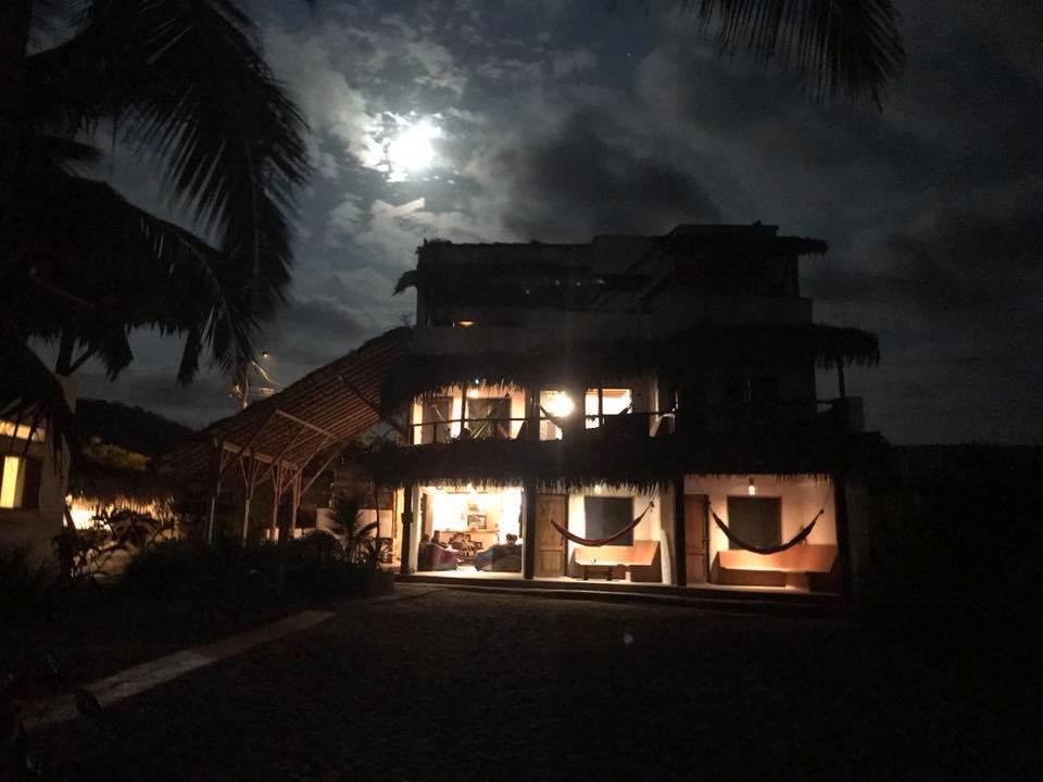 Beach Front Bungalows At The Coconut Canoa Esterno foto
