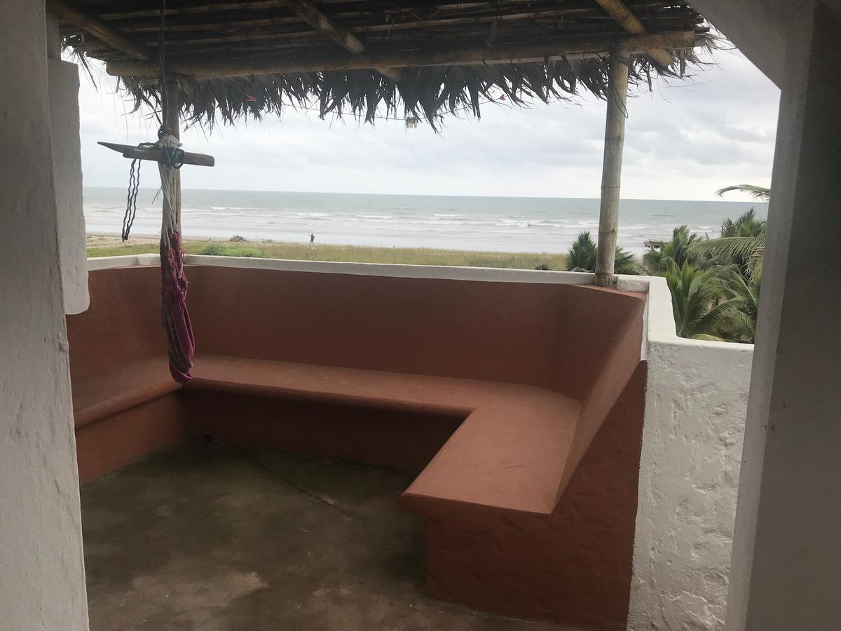 Beach Front Bungalows At The Coconut Canoa Esterno foto